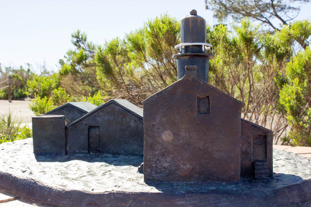 Sculpture of the lighthouse