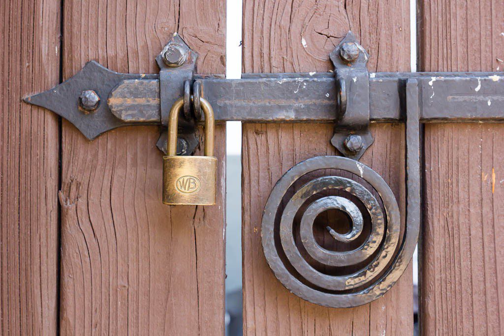 Decorative lock