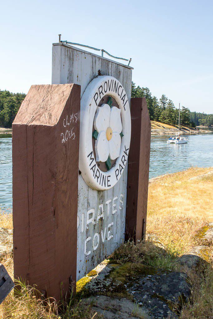 Pirates Cove marine park sign