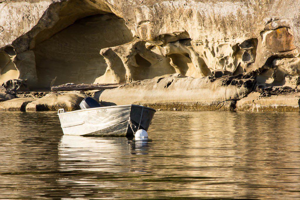 The lighting out here makes even this little aluminum dinghy look pretty!