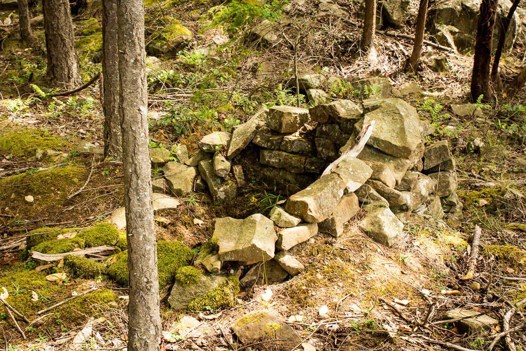 Neat protected fire pit area