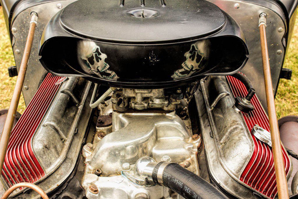 Skulls painted on his air cleaner