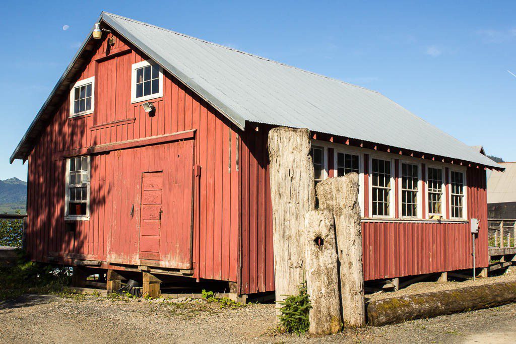 Lots of old red buildings. One of them is a museum.