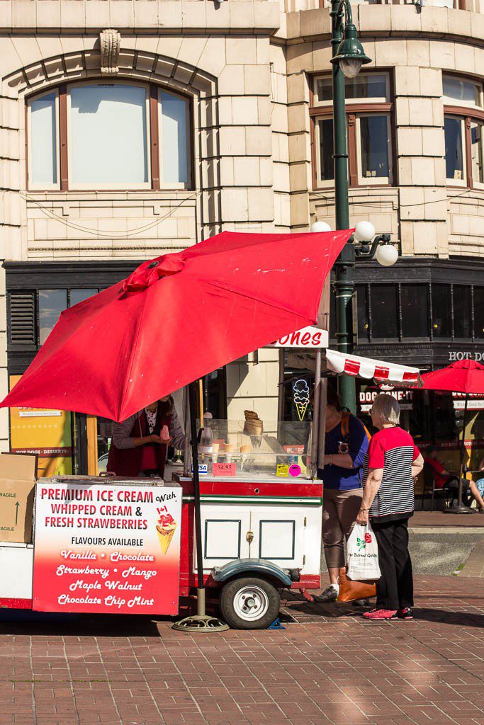 Food cart.  Liked the red umbrella.