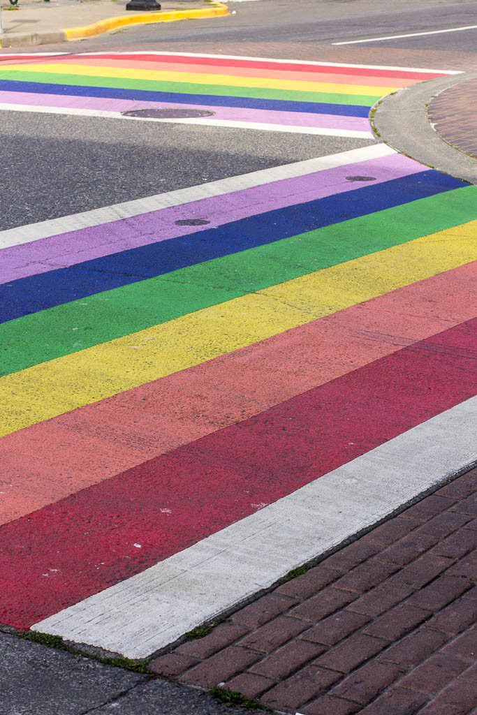 I'm VERY surprised that Seattle doesn't have rainbow crosswalks too. 