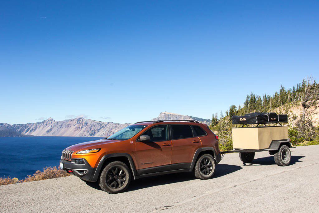 Pretty little orange jeep!