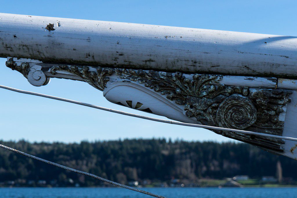 Boring detail of the front of the boat. 