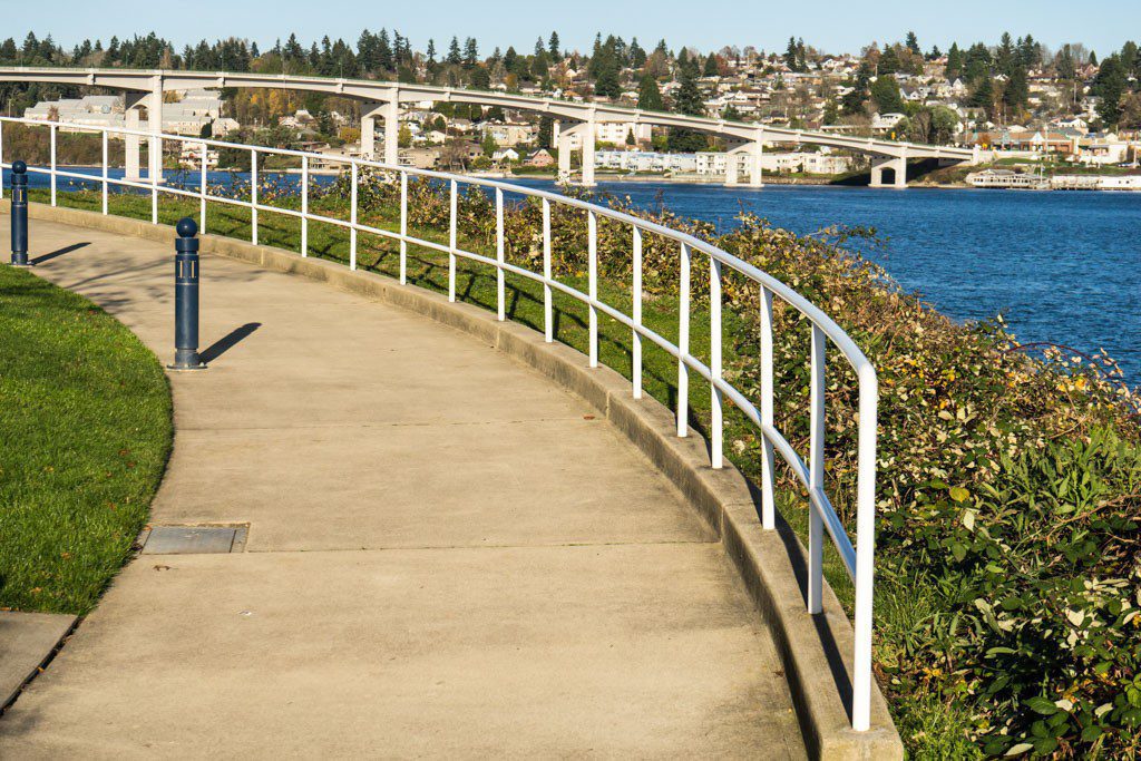 Bridges, walkways, sidewalks, railing, etc can all be excellent sources for lines of action in a photo.