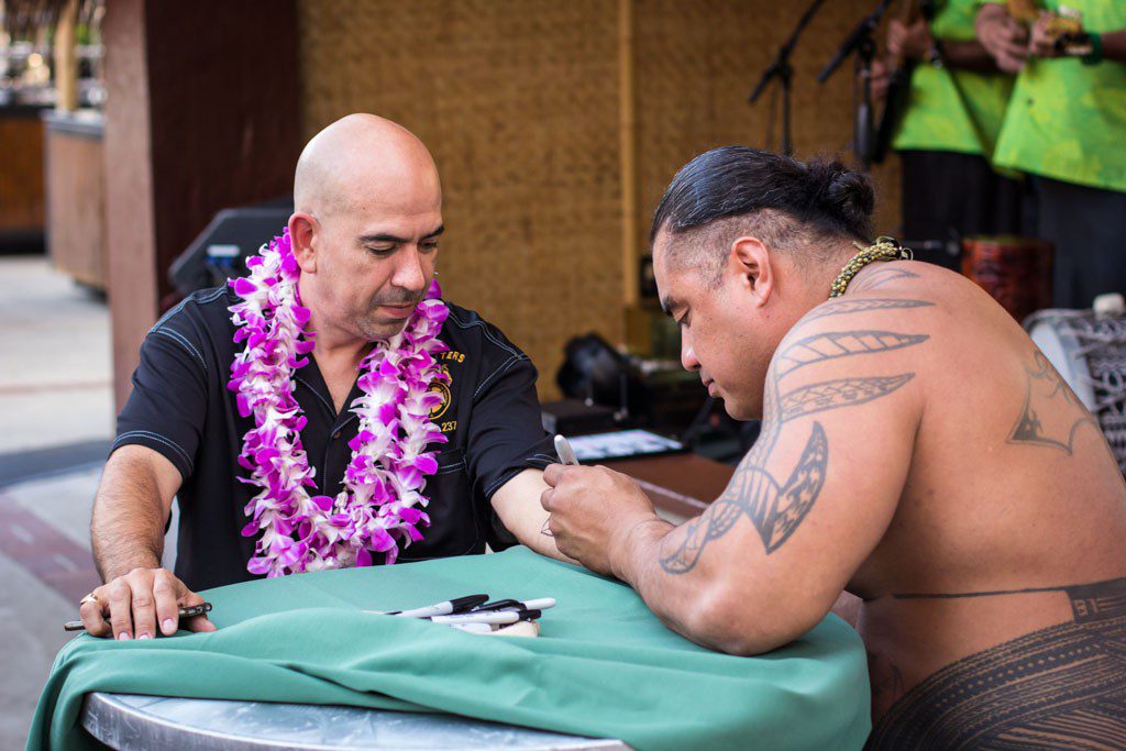 To pass the time, there were crafts for sale and guys were giving people "tattoos" with Sharpie pens. 