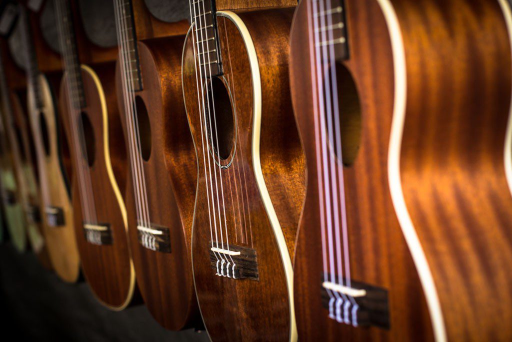 Ukeleles.  Love the woodgrain on these.