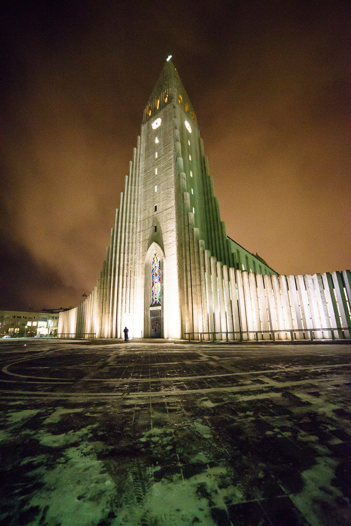 Hallgrimskirkja at night again.