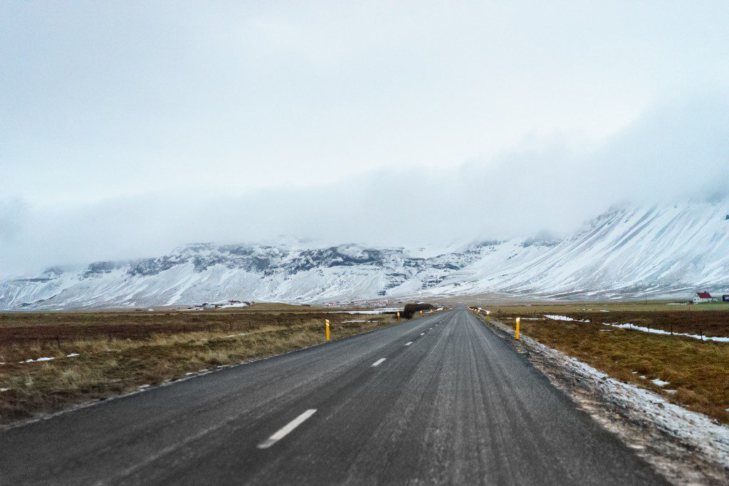 Huge mountains to the right